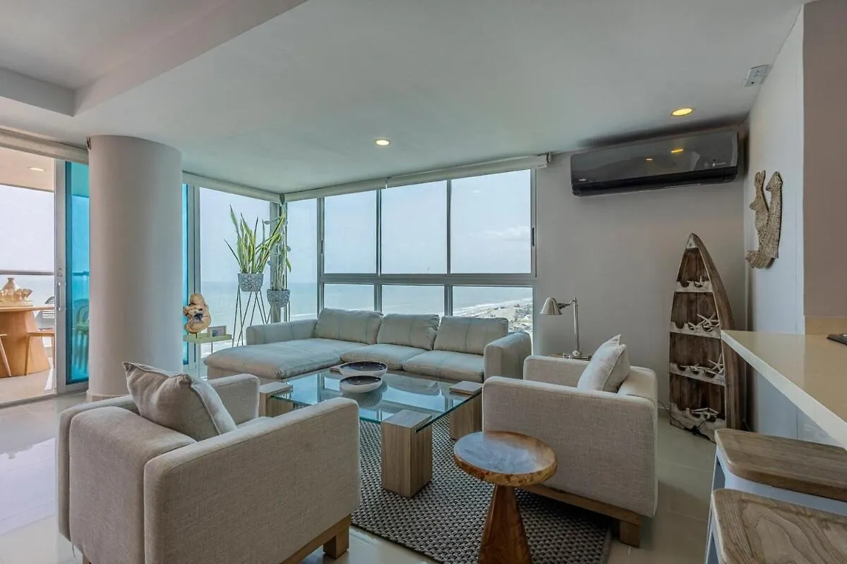 Luxurious Beachfront 3Br, Pool & Ocean Views Cartagena 0*,  Colombia