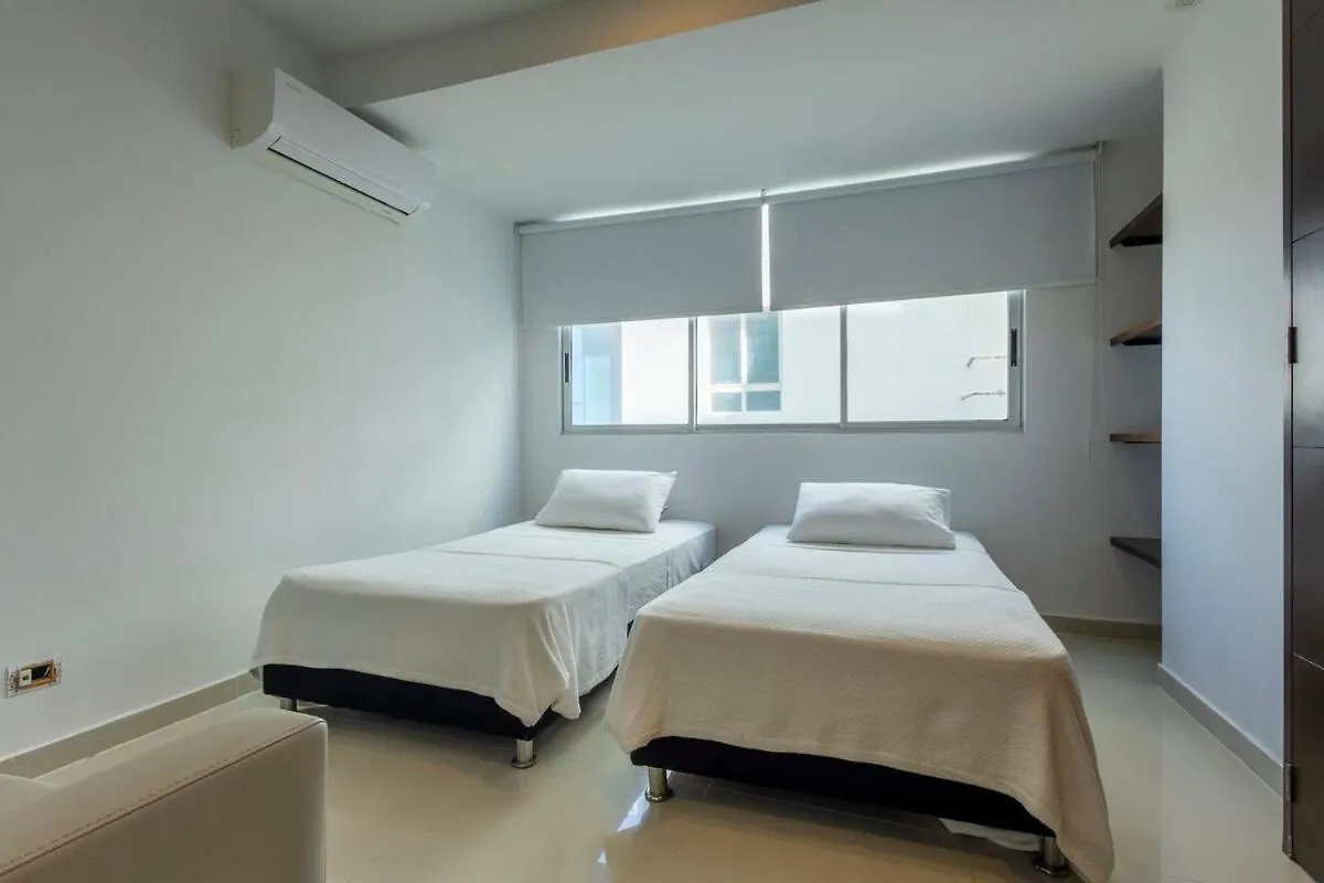 Luxurious Beachfront 3Br, Pool & Ocean Views Cartagena Colombia